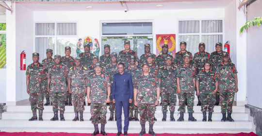 Dr Nyamsaho atembelea Makao Makuu ya Jeshi